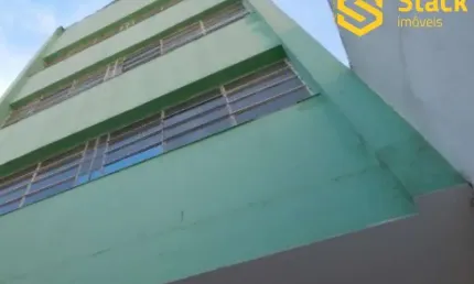 EXCELENTE PRÉDIO COMERCIAL LOCALIZADO NO CENTRO DE JUNDIAÍ - SÃO  3 PAVIMENTOS COM ELEVADOR PARA ACESSAR OS PISOS SUPERIORES.