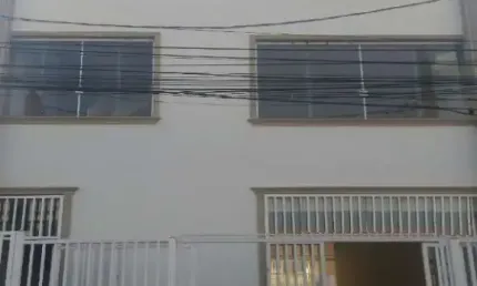 Prédio comercial para LOCAÇÃO no Centro de Jundiaí, 3 pavimentos independentes, 130m² cada.