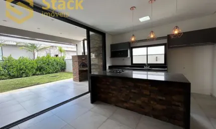 CASA À VENDA  COM 3 SUÍTES  NO CONDOMÍNIO RESERVA ERMIDA EM JUNDIAÍ-SP!