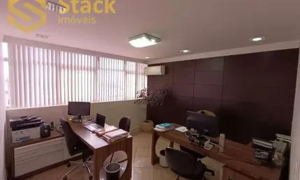 SALA COMERCIAL A VENDA EM JUNDAÍ NO EDIFICIO PALÁCIO DO COMÉRCIO NA REGIÃO CENTRAL DA CIDADE.
