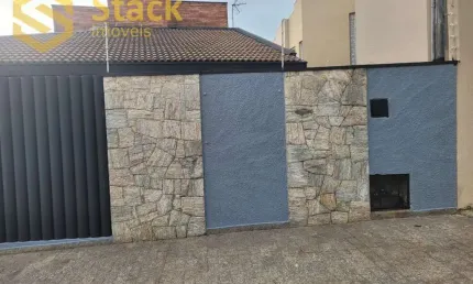 CASA (SOBRADO) À VENDA COM 3 DORMITÓRIOS E 3 VAGAS DE GARAGEM - JARDIM DA FONTE - JUNDIAÍ - SP.