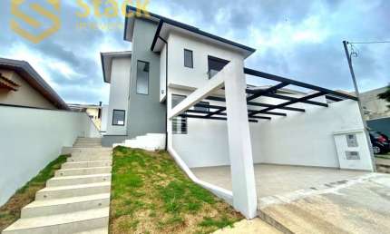 Casa a venda localizada no Condomínio fechado Chacur, Jardim Promeca, Várzea Paulista-SP, o terreno mede 300 m² com uma área constriuida de 190 m²