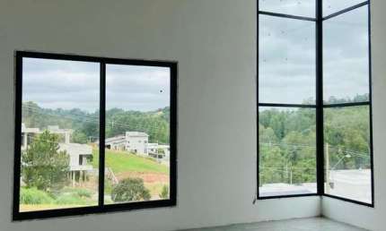 Casa com 4 quartos à venda na Avenida Alberto João Luchesi, 900, Caxambu, Jundiaí