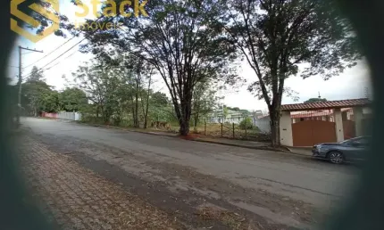 Terreno a venda localizado em Jarinu - SP, no Loteamenrto  Esplanada do Carmo - Jarinu/SP, medidno 1540,0 m². Terreno com otima  topografia