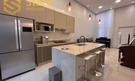 CASA TÉRREA SEMI-MOBILIADA À VENDA  COM 3 QUARTOS -  CONDOMÍNIO RESERVA ERMIDA - ELOY CHAVES - JUNDIAÍ/SP!