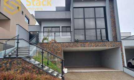 CASA  À VENDA COM 3 QUARTOS SENDO UMA SUÍTE NO CONDOMÍNIO RESERVA ERMIDA EM JUNDIAÍ - SP