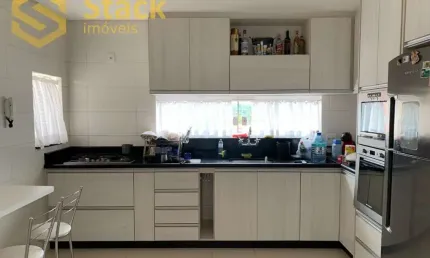 CASA (SOBRADO) 4 DORMITÓRIOS À VENDA NO JARDIM FLORESTAL - JUNDIAÍ/SP.
