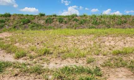 Terreno à venda na Avenida Santa Elisa, 821, Corrupira, Jundiaí por R$ 560.000