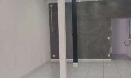 Ponto comercial com 3 salas para alugar na AVENIDA EMÍLIO CHECCHINATO, 1785, Jardim Cristiane, Itupeva por R$ 5.000