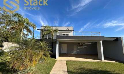 CASA À VENDA  COM 3 QUARTOS E ESCRITÓRIO NO CONDOMÍNIO QUINTA DO PINHAL - CABREÚVA/SP