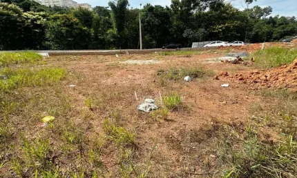 Terreno à venda na Rua Lino Silvério Galvão, Residencial Giardino Di Veneto, Votorantim