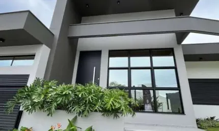 Casa para venda em palhoça, pedra branca, 3 dormitórios, 3 suítes, 3 banheiros, 2 vagas