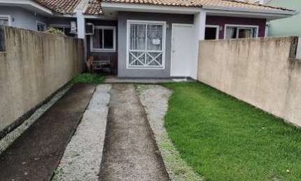 Casa à venda na Avenida Ceniro Luiz Ribeiro Martins, Forquilhas, São José