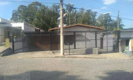 Casa com 3 dormitórios à venda, 210 m² por R$ 950.000,00 - Clube de Campo - Mairiporã/SP