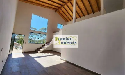 Casa com 2 dormitórios (1 suíte) + Mezanino à venda dentro do Condomínios Águas de São Pedro.