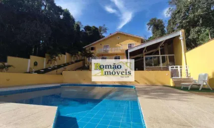 Casa Exclusiva no Condomínio Parque do Alto, na Serra da Cantareira