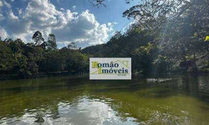 Terreno com Vista para o Lago no Clube de Campo de Mairiporã