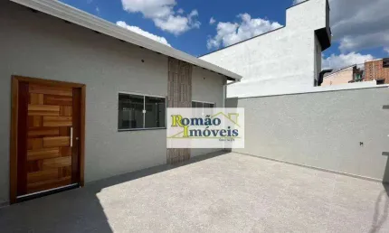 Casa térrea com quintal à venda no bairro nova cerejeiras em atibaia/sp