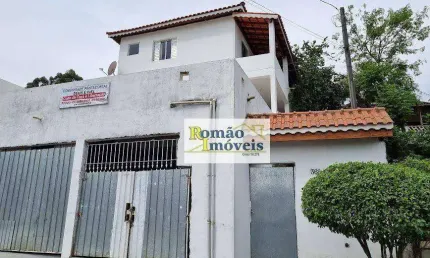 Se você procura uma casa espaçosa e bem distribuída, este imóvel é a escolha perfeita para você e sua família!