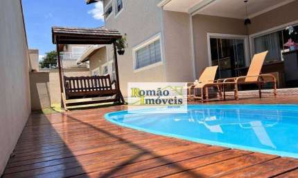Casa de 3 Suítes em Condomínio Exclusivo em Atibaia/SP