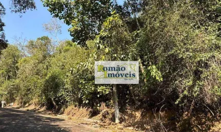 Oportunidade Única: Terreno em Aclive com Projeto Aprovado e Acesso Fácil para SP e Interior!