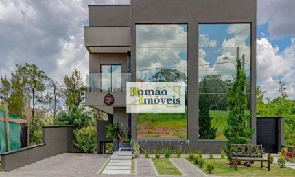 Casa de Alto Padrão em Condomínio em Atibaia– O Paraíso dos Amantes de Carros!