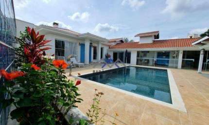 Casa com 4 dormitórios à venda, 700 m² por R$ 2.700.000,00 - Parque da Fazenda - Itatiba/SP