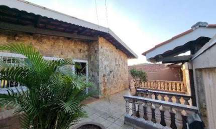 Casa com 3 dormitórios à venda, 134 m² por R$ 689.000,00 - Caxambu - Jundiaí/SP