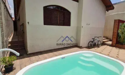 Casa com 3 dormitórios à venda, 160 m² por R$ 745.000,00 - Vila Santa Terezinha - Várzea Paulista/SP