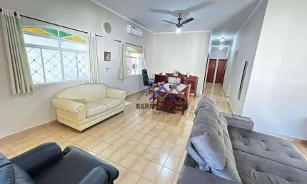 Casa com 4 dormitórios à venda, 205 m² por R$ 750.000,00 - Jardim Britânia - Caraguatatuba/SP