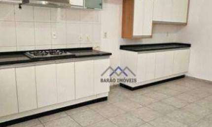 Casa térrea com 3 dormitórios à venda, 203 m² por R$ 860.000