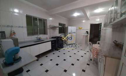 Venda - Casa - 300m² - 3 andares - Jd Flor de Maio - (ZN Tremembé) - SP.