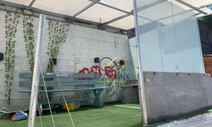 Vende - Casa Sobrado Espaçoso - 250m² - Santana - SP.