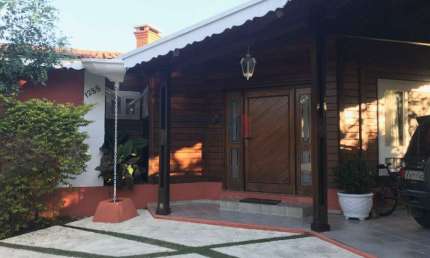 Casa em Condomínio à venda, 3 quartos, 1 suíte, 2 vagas, Condomínio Colonial Vale do Sol - Tremembe/SP