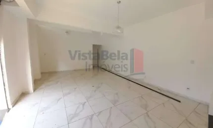 Ponto Comercial de Esquina no Centro de Pinda ao lado do Museu