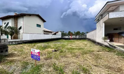 Excelente oportunidade de terreno no Cond. Real Ville para Venda.