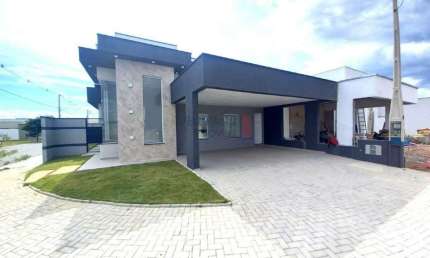 Casa em Condomínio à venda, 3 quartos, 1 suíte, 2 vagas, Guedes - Tremembe/SP