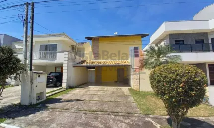 Casa em Condomínio à venda, 3 quartos, 1 suíte, Parque São Luís - Taubaté/SP