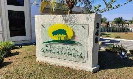 Seu refúgio exclusivo te espera! Terreno com vista privilegiada em condomínio de alto padrão!
