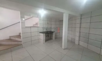 Casa para locação na chácara silvestre, com sala, 1 suite, cozinha e área de serviço . ideal para um casal