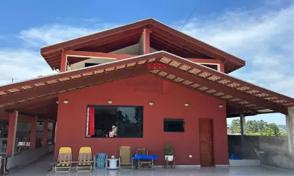 Chácara à venda, 3 quartos, 3 suítes, 4 vagas, Granjas Rurais Reunidas SÃO Judas Tadeu - Taubaté/SP