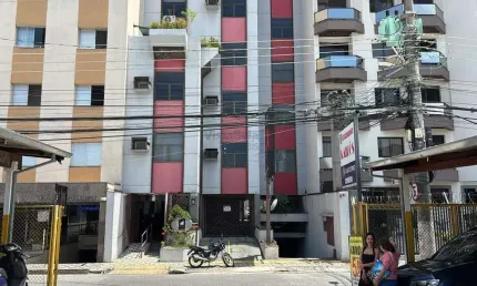 Sala comercial à venda na Rua Visconde do Rio Branco, Centro, Taubaté