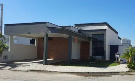 Casa em condomínio fechado com 3 quartos à venda na Rua Padre Fischer, Parque São Luís, Taubaté