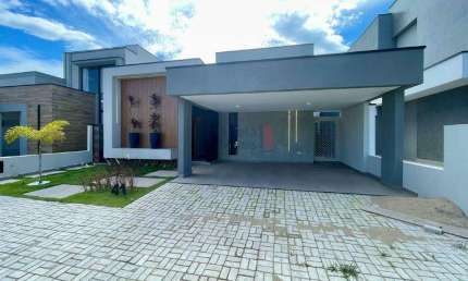 Casa em Condomínio à venda, 3 quartos, 1 suíte, Loteamento Residencial Parque das Araucárias - Tremembe/SP