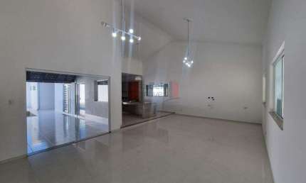 Casa em Condomínio para aluguel, 3 quartos, 1 suíte, 4 vagas, Condominio Residencial Real Ville - Pindamonhangaba/SP