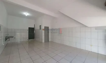 Excelente Ponto Comercial com 45m², banheiro privativo, ao lado do centro da Vila São José