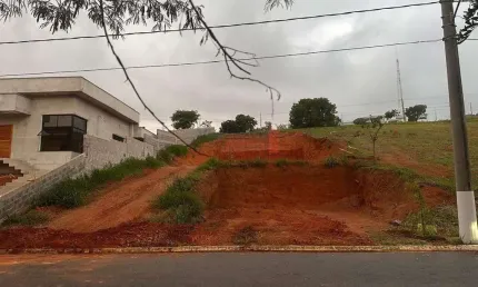 Lote Exclusivo no Campos do Conde Taubaté com Vista para o Lago!