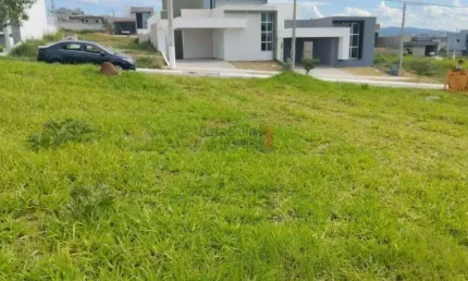 Terreno a Venda no Condomínio Agatha - Vale dos Cristais