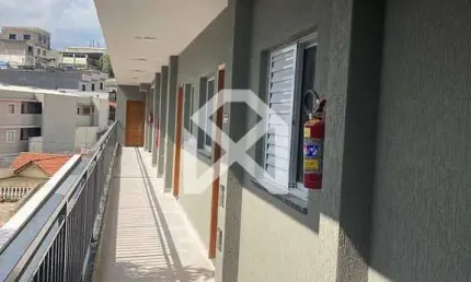 Apartamento à venda 40m2 com 2 dorm; sem vaga; próx hospital paranaguá e municipal alipio correa, p