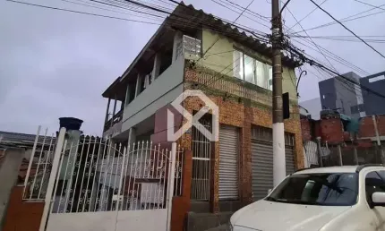 Sobrado na Vila Formosa, São Paulo, SP. Apenas 6 minutos do Supermercado Nagumo e próximo a Av. Sap